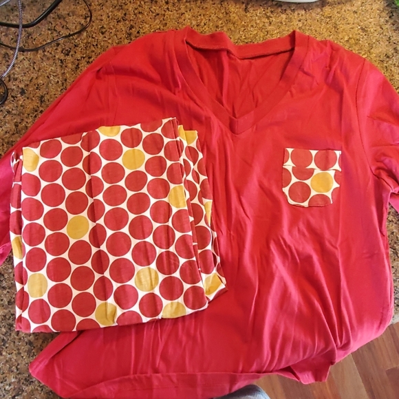 NWT, PJ set. Super cute!! Sizes vary, see desc - Picture 1 of 2